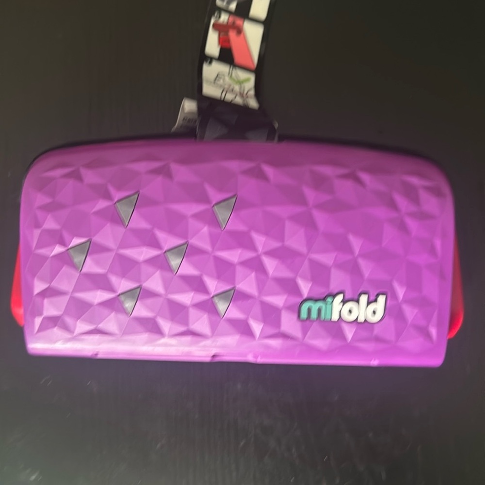 Mifold folding booster seat